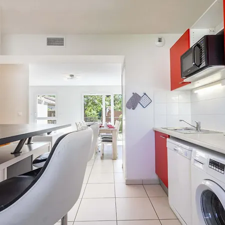 Bianca - Air-conditioned Pavilion For 6 Peop Holiday home Serignan